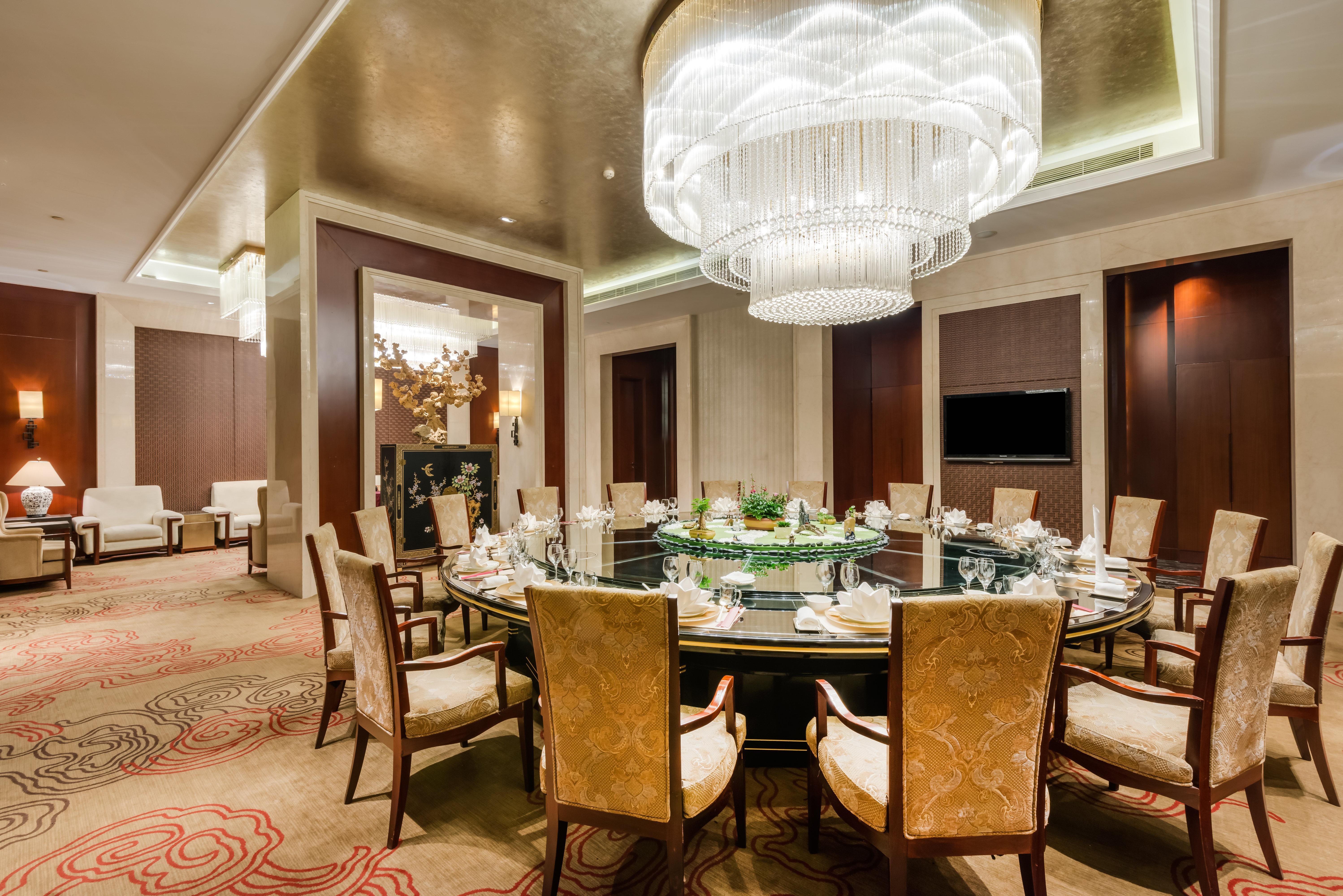 Crowne Plaza Xiangyang By Ihg Hotel Exterior photo